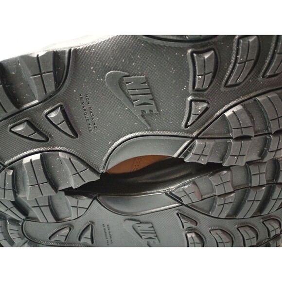 NIB Nike Manoa Leather Wheat Sneaker Boot Size 6Y - Picture 6 of 12